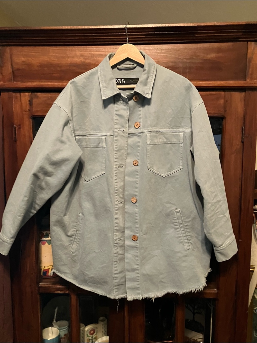 Woman’s Zara Pale Green Button-Up Shirt Jacket